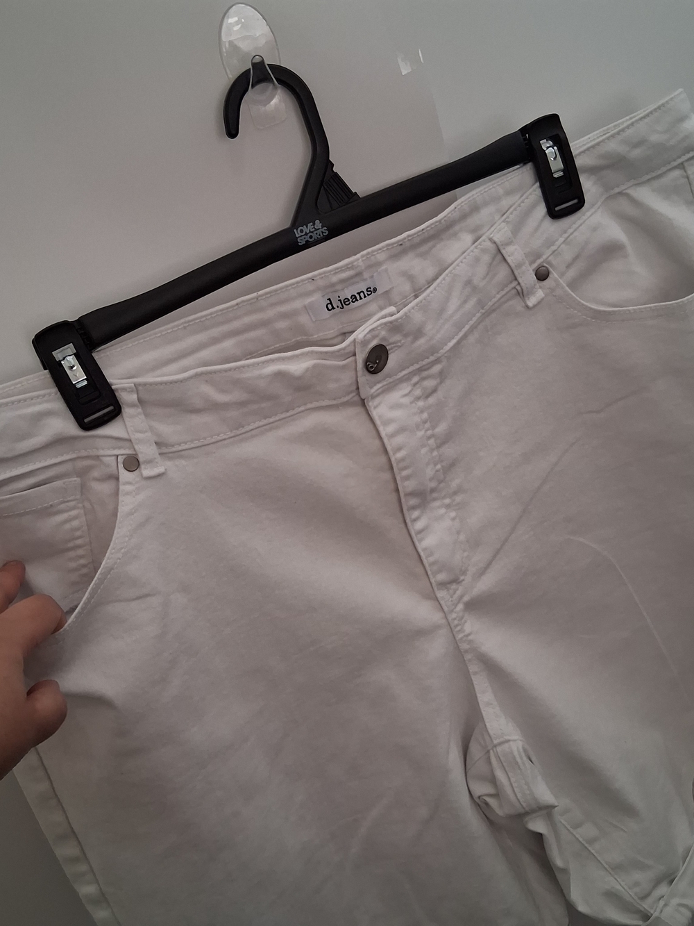 D. JEANS White Women’s Denim Stretchy Jean Shorts Size 22W - Picture 3 of 7